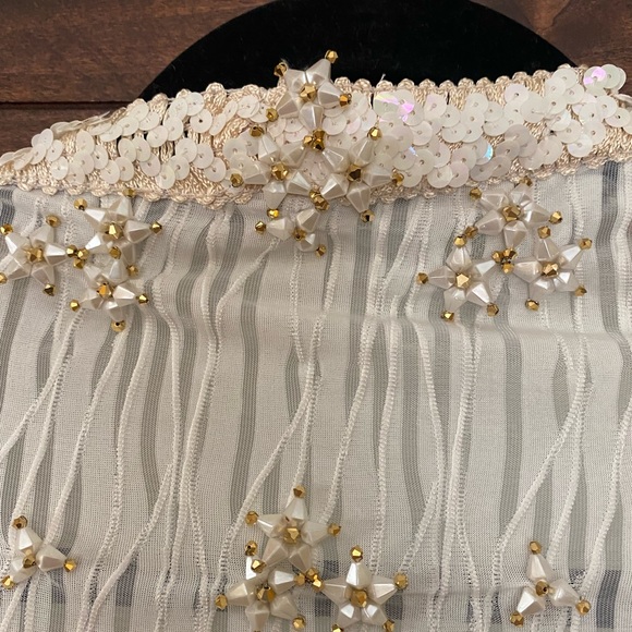 NWT Bridal shawl handmade beaded flower design fancy Chapel Veil scarf wrap - Picture 3 of 7